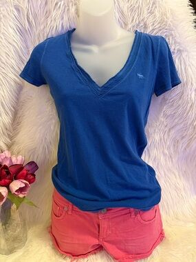 Abercrombie & Fitch Royal Blue V-Neck Short Sleeve Tee